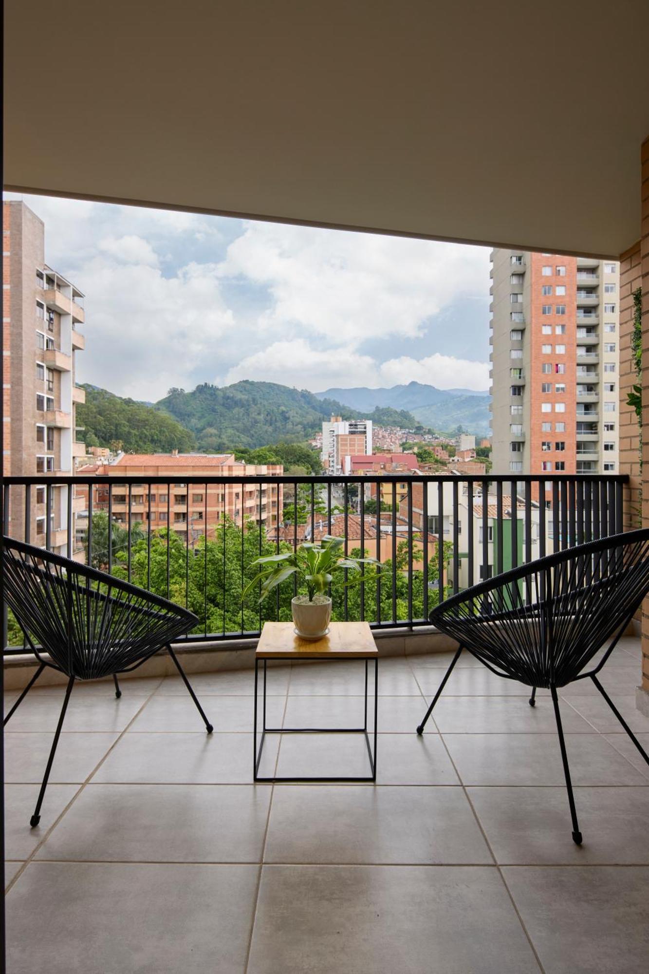 30 Living Suites Medellín Buitenkant foto