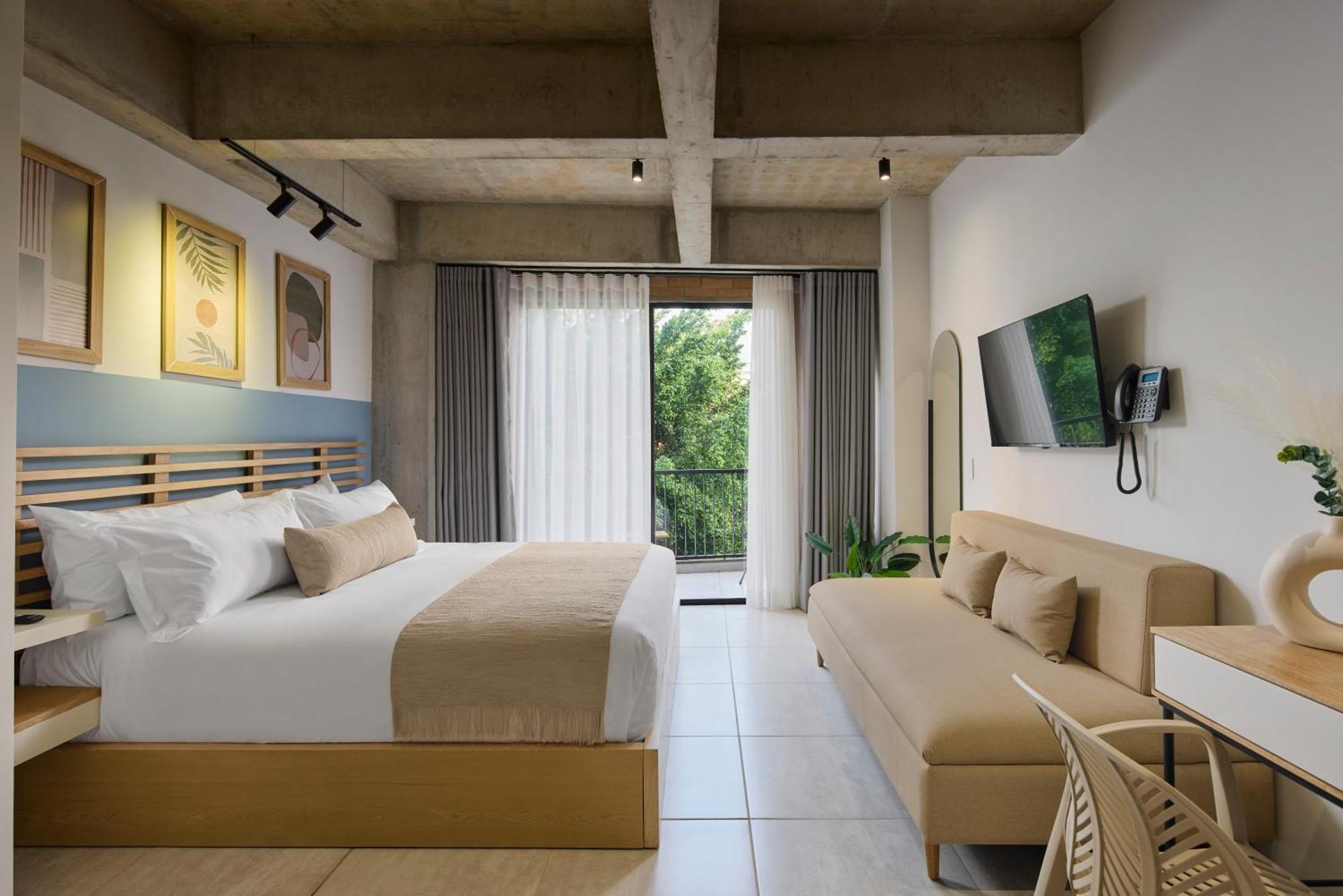 30 Living Suites Medellín Buitenkant foto