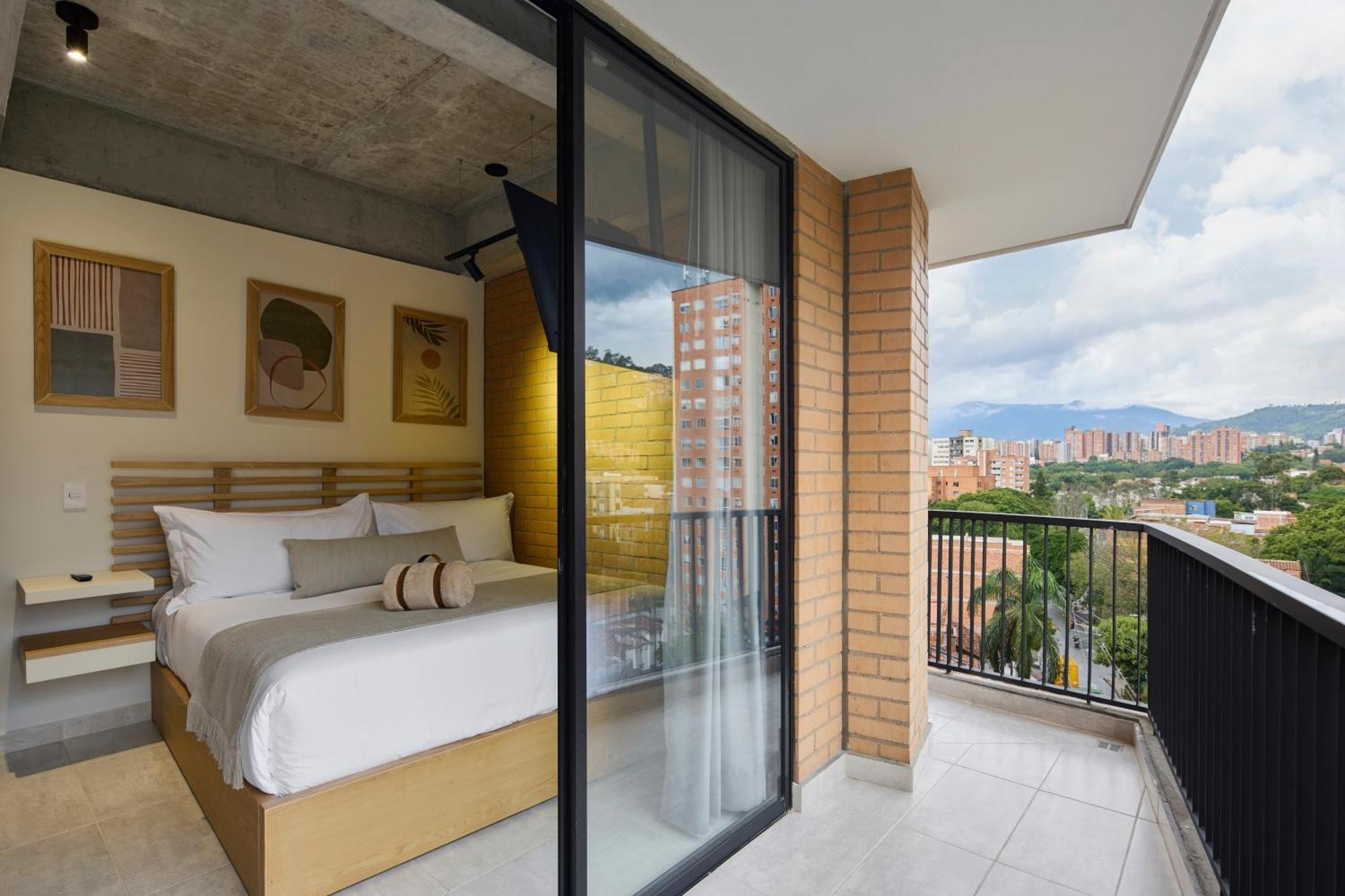 30 Living Suites Medellín Buitenkant foto