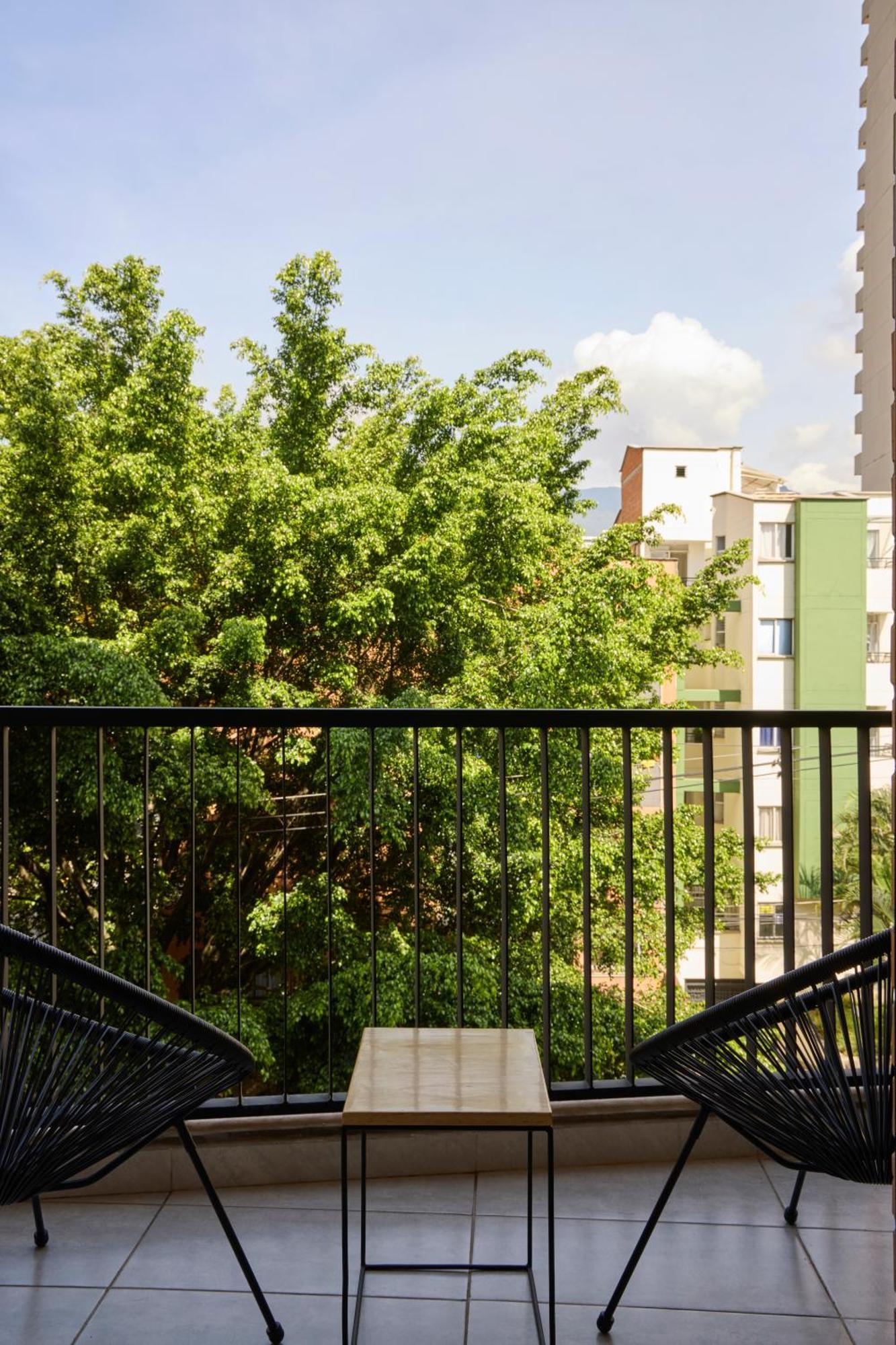 30 Living Suites Medellín Buitenkant foto
